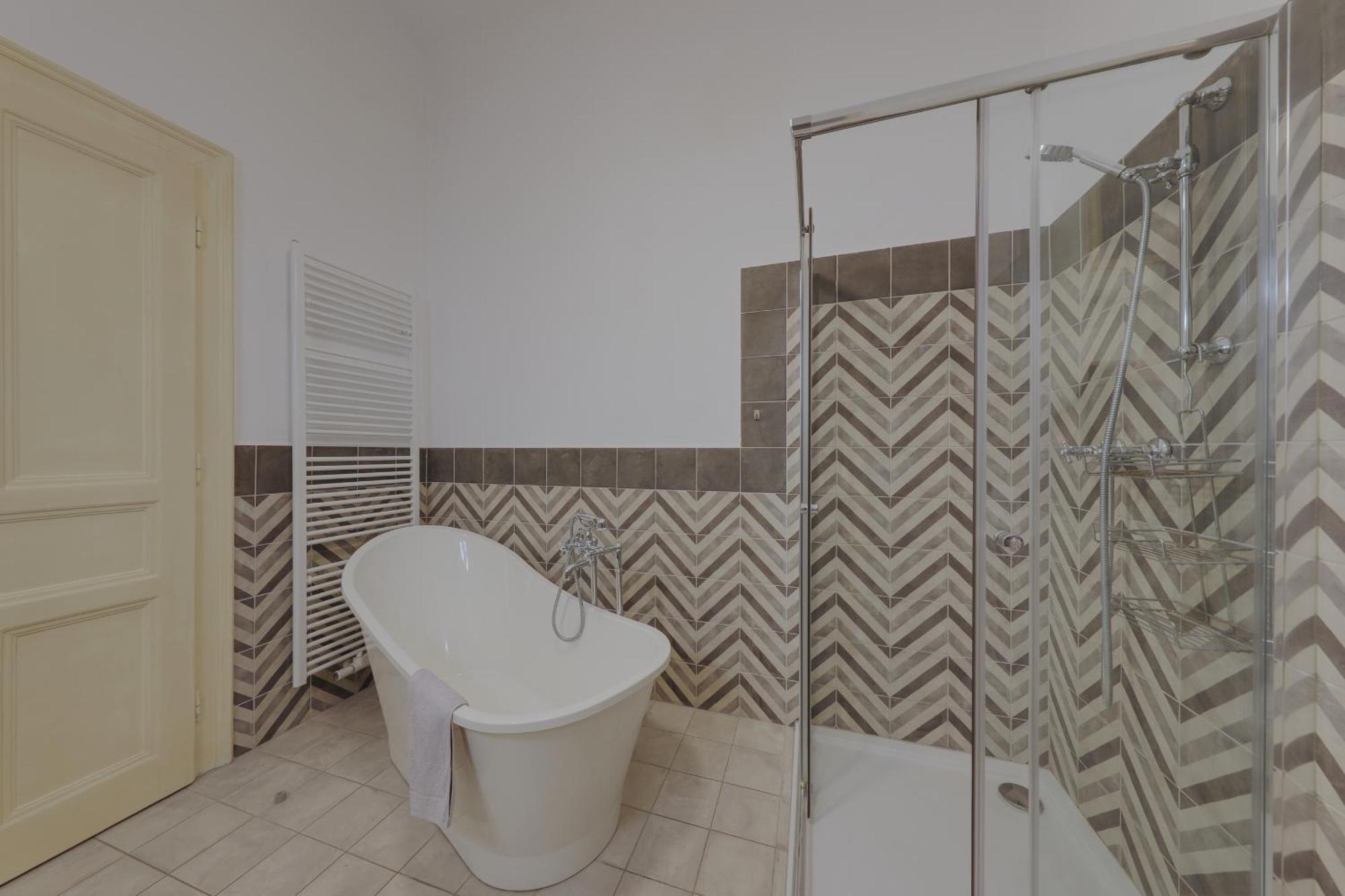 Beautiful Condo At The Old Town Братислава Экстерьер фото